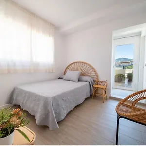  Apartment M A R I V E N T With Bathroom And Terrace 50 M2 Spanien